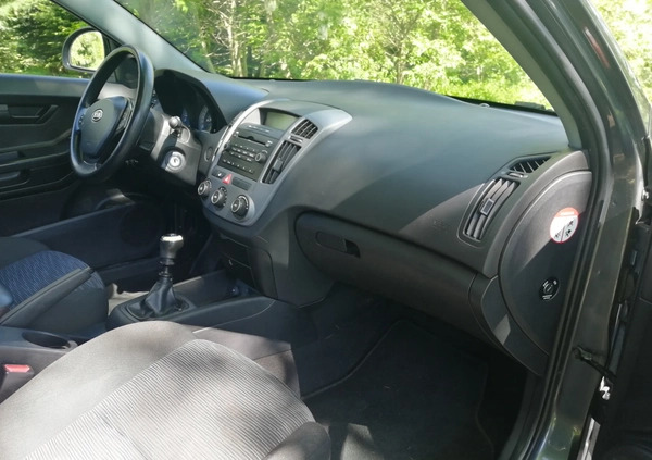 Kia Ceed cena 14500 przebieg: 279192, rok produkcji 2009 z Kraków małe 137